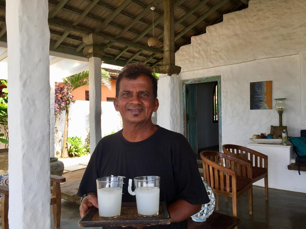 Coco Mari Villa Hikkaduwa Buitenkant foto